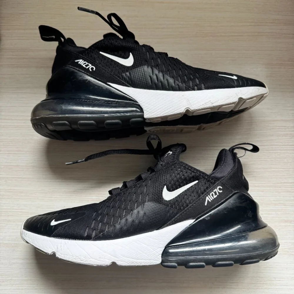 Nike Black and White Athletic Shoes - Picture 8 of 11